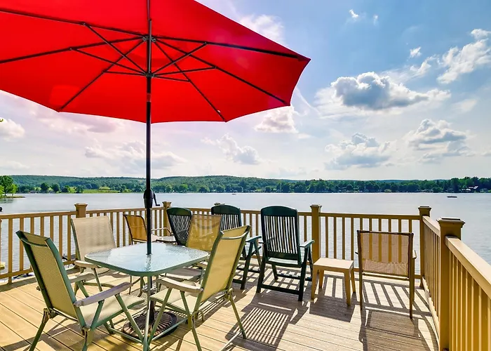 Waterfront Escape On Loon Lake: Private Beach!