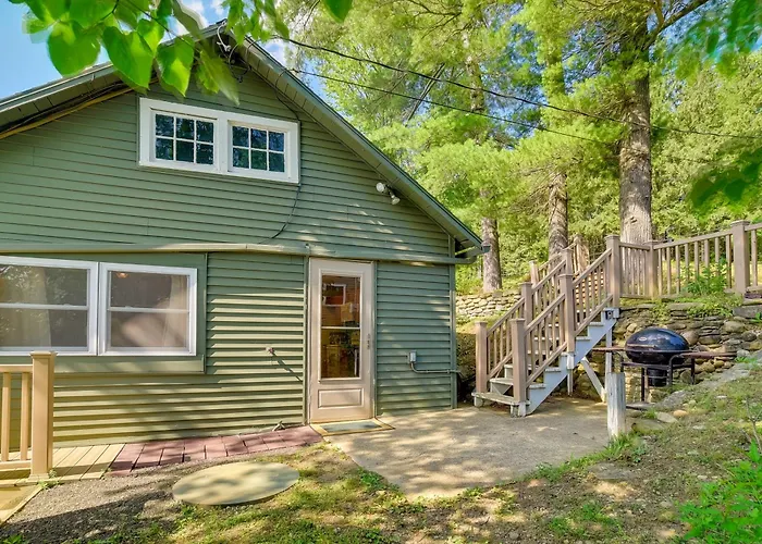 Waterfront Escape On Loon Lake: Private Beach!